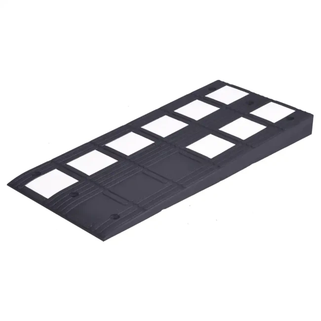 Próg segmentowy - el. środkowy najazdu - wys. 8 cm.webp