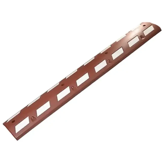 Próg podrzutowy LONG - czerwony element środkowy - 20x30x7,5 cm.webp