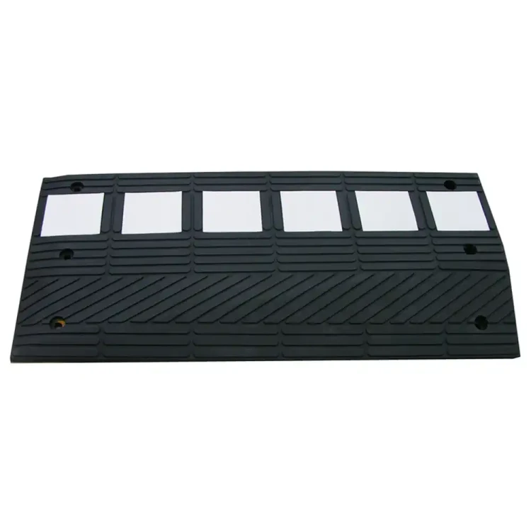 Próg segmentowy - element prawy lub lewy skrajny - wys. 8 cm.webp