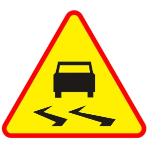 Znak drogowy A-15 - śliska jezdnia - 600 mm - folia I generacji