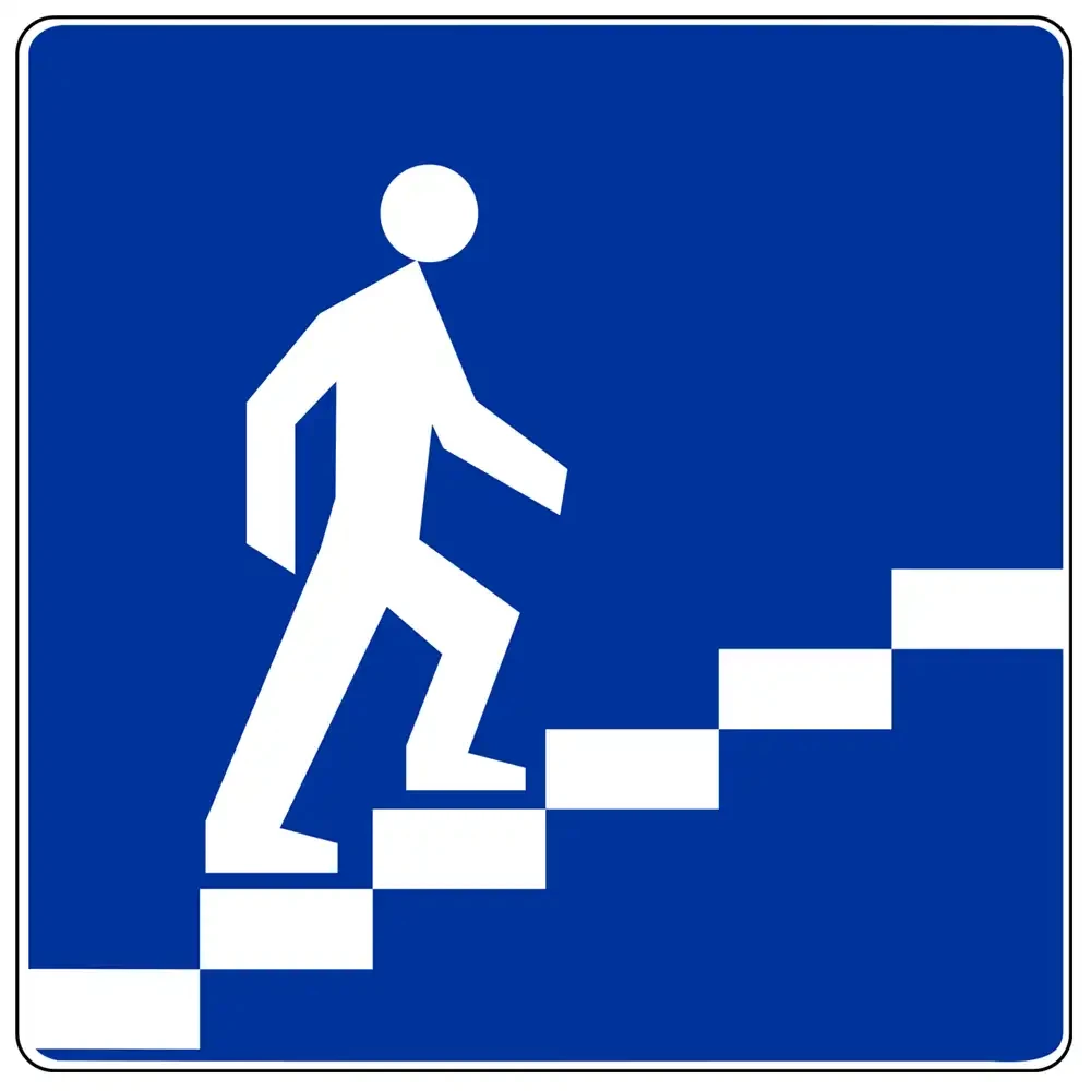 Znak drogowy D-36 - przejście nadziemne dla pieszych - folia II generacji - 400x400 mm - sklep drogowy Widrog.webp