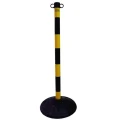 Plastikowy słupek do łańcucha z podstawą, 90 cm. Idealny do wygradzania stref, w kolorach ostrzegawczych, żółto-czarnych. Produkt zwiększa bezpieczeństwo na placach budowy, parkingach i w magazynach