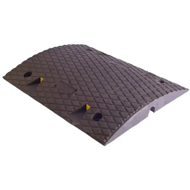 Próg zwalniający PW-40 - element środkowy czarny - 400x500x50 mm - sklep drogowy Widrog.webp