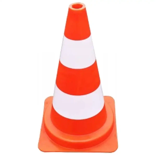 Pachołek drogowy U-23c, wysokość 50 cm. Wykonany z trwałego tworzywa sztucznego w kolorze pomarańczowym, pomalowany w dwa białe pasy. Idealny do zastosowań drogowych, budowlanych i wyznaczania stref bezpieczeństwa. Zapewnia doskonałą widoczność