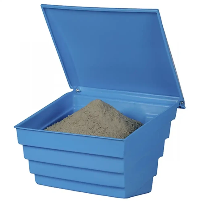 Skrzynia na piasek/sól 150L/215KG, niebieski pojemnik plastikowy na sól drogową, piasek lub sorbent. Idealny do magazynowania materiałów zimowych, wytrzymały, odporny na warunki pogodowe. Pojemnik magazynowy na surowce sypkie