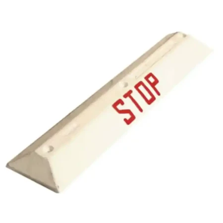 Separator (ogranicznik) parkingowy - STOP - biały z czerwonym napisem - sklep drogowy Widrog.webp