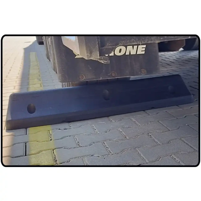 Ogranicznik parkingowy dla samochodów ciężarowych TIR – PARKSTOP - Truckstoper - sklep drogowy Widrog.webp