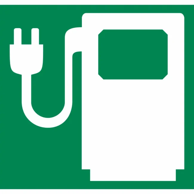Symbol Stacji Ładowania Samochodów Elektrycznych 1500x1400 mm. Duży poziomy znak informacyjny: biała ikona ładowarki EV (wtyczka i dystrybutor) na tle zielonym RAL 6024. Oznakowanie termoplastyczne w technologii Premark dla pojazdów elektrycznych