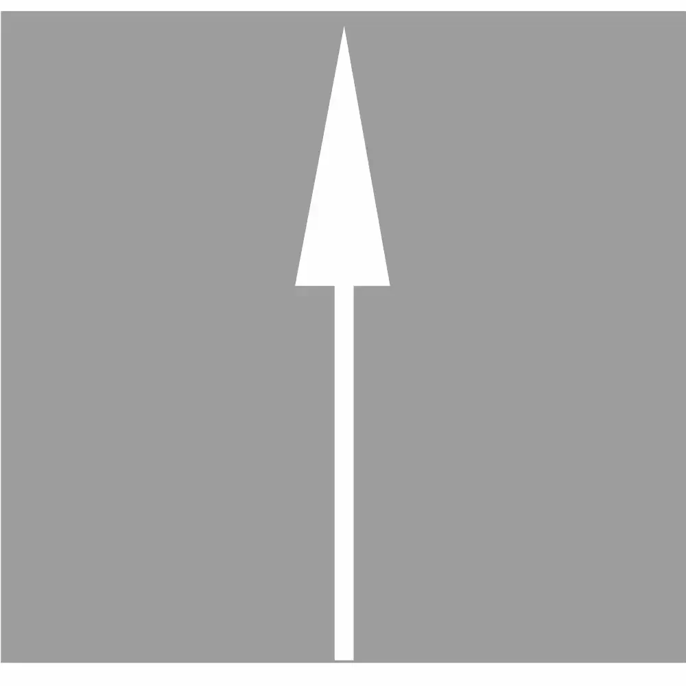 Termoznak P-8a strzałka kierunkowa na wprost biała. Oznakowanie poziome jezdni, termoplastyczne znaki drogowe. Duża strzała 5000x750 mm do wyznaczania kierunków ruchu. Idealny dla oznakowania dróg, parkingów, magazynów. Zwiększ widoczność i bezpieczeństwo