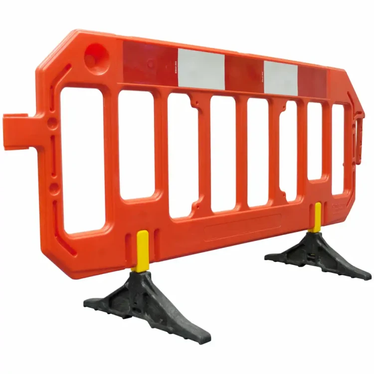 Zapora drogowa Gate HDPE z odblaskami i obrotowymi stopami stabilizującymi